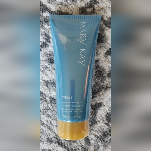 Mary Kay Skincare Nwt Mary Kay Sun Care After Sun Replenishing Gel